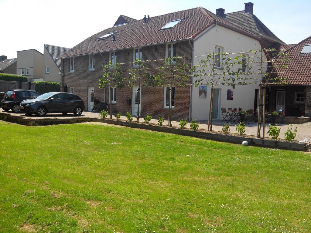 Appartement In De Achtste Hemel Schimmert